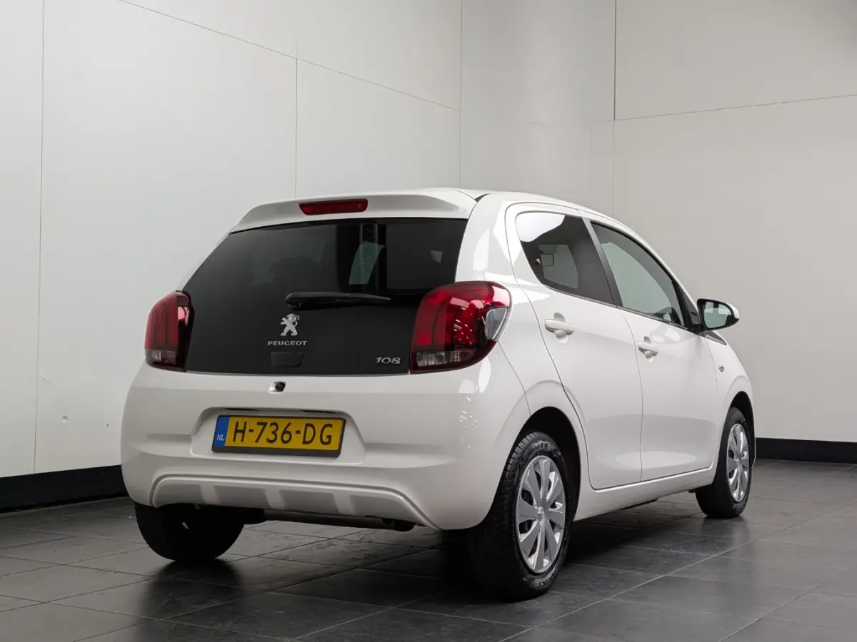 1.0 e-VTi Active Bluetooth | 5-Deurs | Airco | Centrale Vergrendeling | LED Dagrij | Airco | Bestuurdersairbag | Bluetooth telefoonvoorbereiding