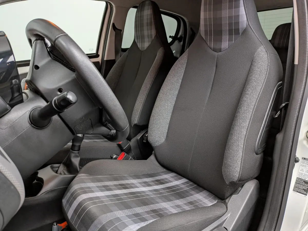 1.0 e-VTi Active Bluetooth | 5-Deurs | Airco | Centrale Vergrendeling | LED Dagrij | Airco | Bestuurdersairbag | Bluetooth telefoonvoorbereiding