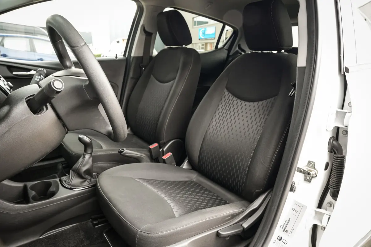 1.0 Online Edition | CarPlay | Airco | Cruise | Org. NL! | Elektr. ramen | Mooi |