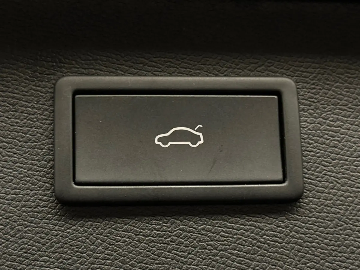 1.4 e-Hybrid VZ Copper Edition Pano Sfeer Camera