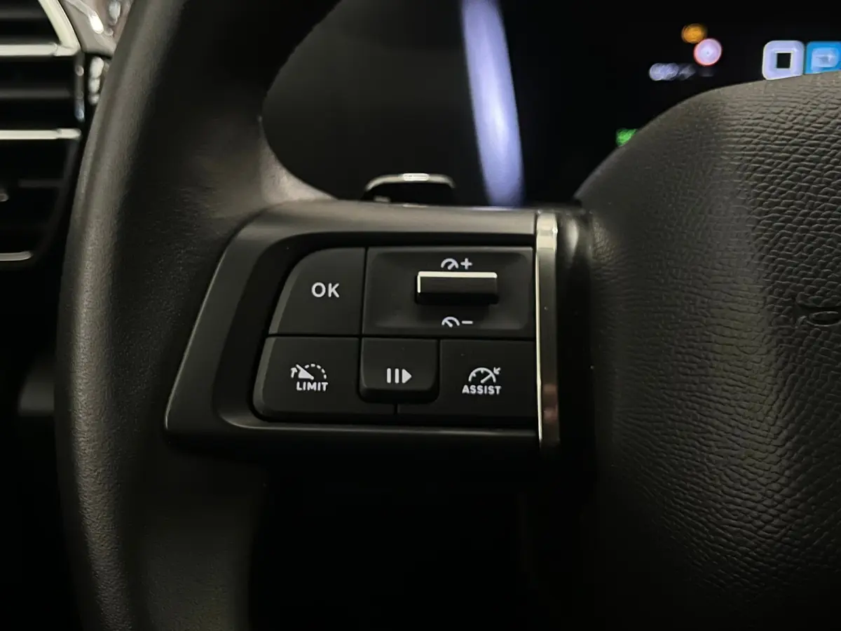 1.2 Hybrid 136 Plus Camera | Navigatie | Carplay | Digitaal Dashboard | 18" Lichtmetaal | Cruise | Climate Control | LED | Achteruitrijcamera | Apple Carplay/Android Auto|telefoonintegratie 