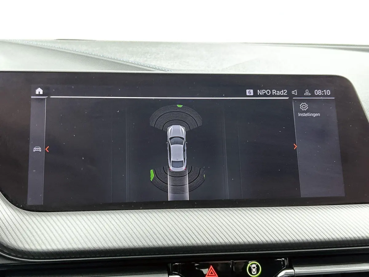 220i High Executive M-Sport | Automaat | LMV | Virtual cockpit | Half Leder | Navigatie | Sfeer verlichting| Parkeer sensoren | Apple carplay | Climate control | DAB | Cruise control