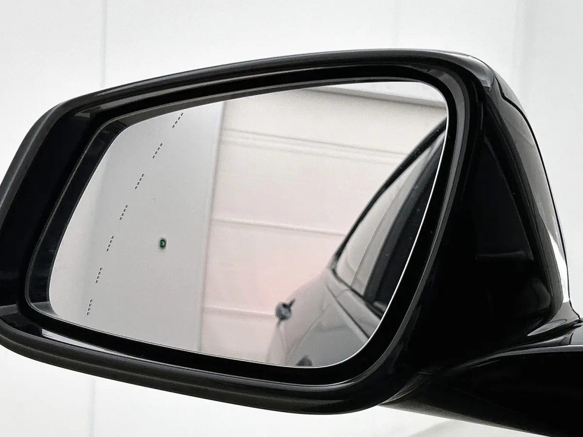 220i High Executive M-Sport | Automaat | LMV | Virtual cockpit | Half Leder | Navigatie | Sfeer verlichting| Parkeer sensoren | Apple carplay | Climate control | DAB | Cruise control