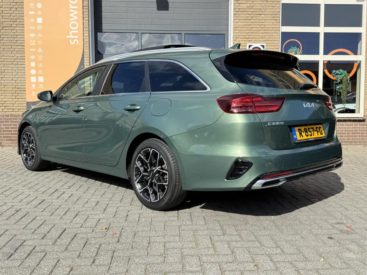 1.0 T-GDi GT-LINE PANODAK/HALF LEER/CAMERA/LED/NL-AUTO/1E EIG.