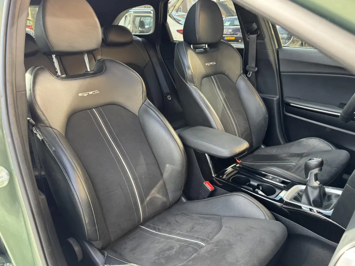 1.0 T-GDi GT-LINE PANODAK/HALF LEER/CAMERA/LED/NL-AUTO/1E EIG.
