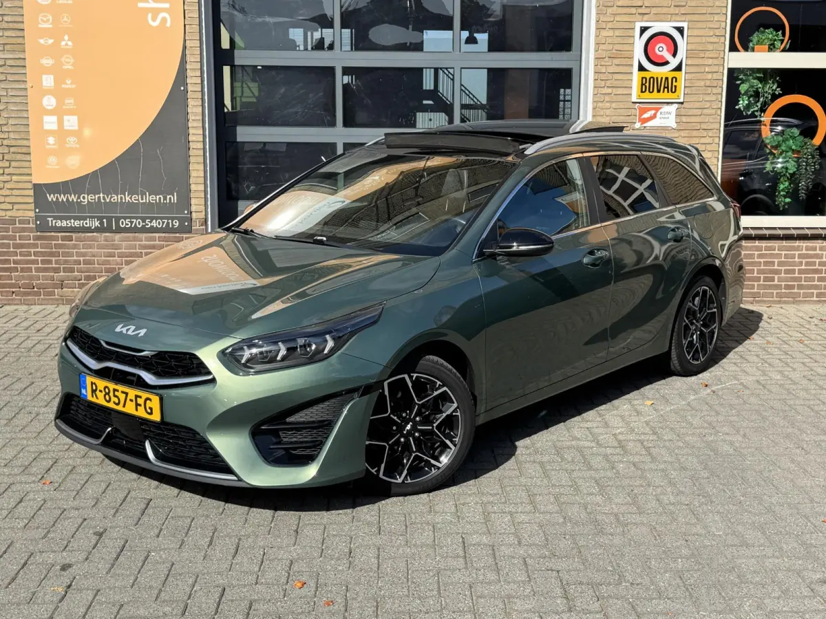 1.0 T-GDi GT-LINE PANODAK/HALF LEER/CAMERA/LED/NL-AUTO/1E EIG.
