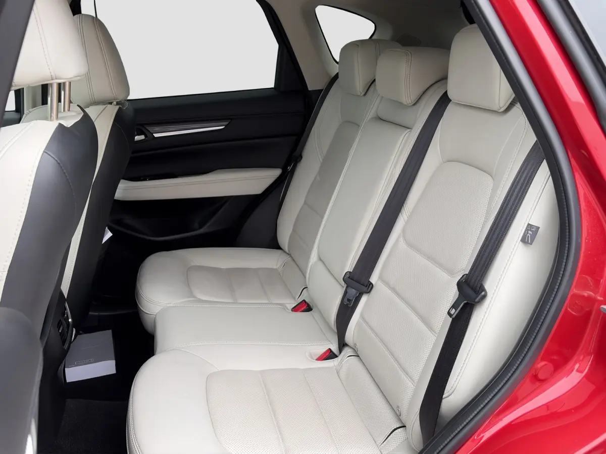 2.5 SkyActiv-G 194pk Luxury Automaat | 360 graden camera | Schuifdak | Trekhaak | Leder | Carplay | Premium audio | Adaptive cruise controle | Bestuurdersstoel met geheugen | Elektrische ach