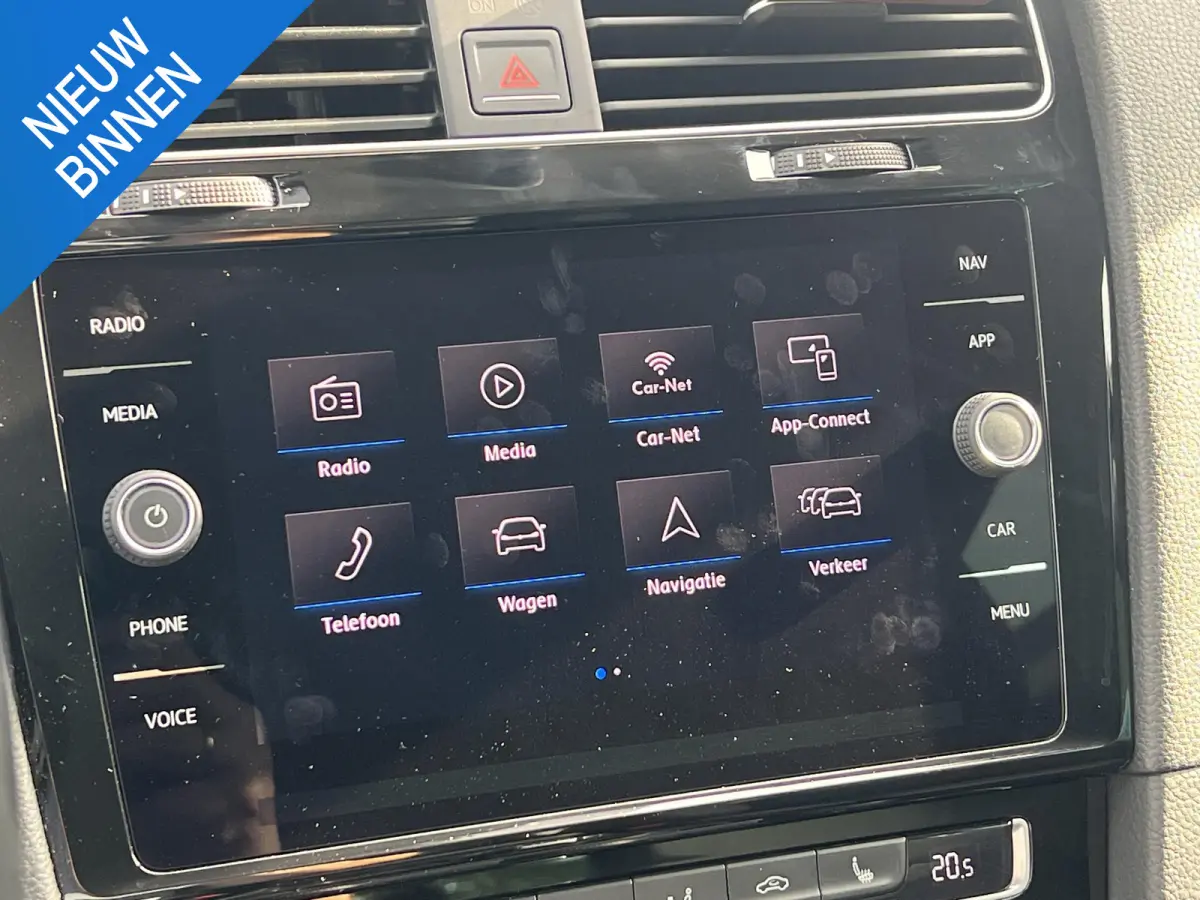 1.5 TSI Highline LED + Dynamic knipperl. achter | Virtual Cockpit | Navi & App-connect | ErgoActive stoel | Stoelverwarming | Camera | ParkAssist | Lane Assist | Blind Spot