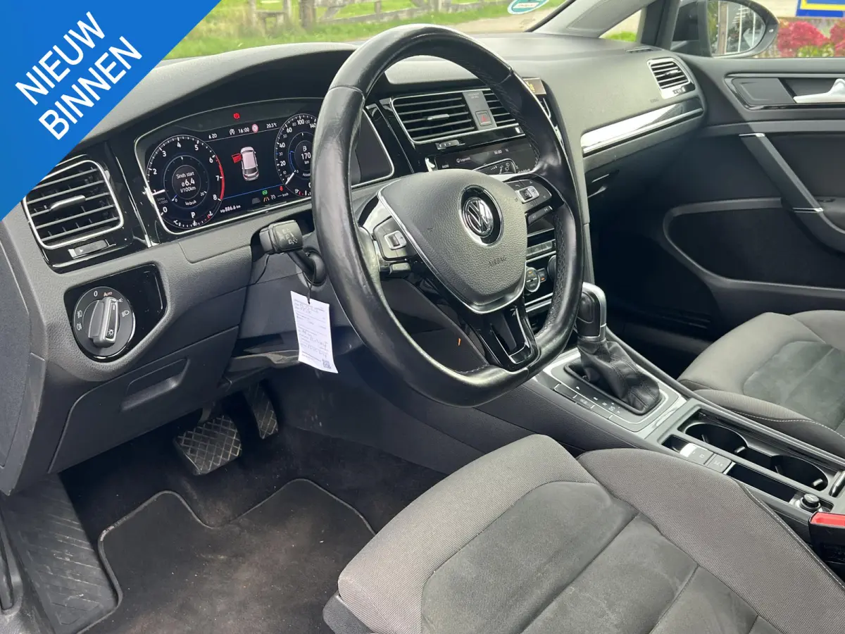 1.5 TSI Highline LED + Dynamic knipperl. achter | Virtual Cockpit | Navi & App-connect | ErgoActive stoel | Stoelverwarming | Camera | ParkAssist | Lane Assist | Blind Spot