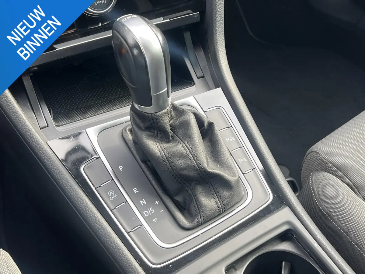 1.5 TSI Highline LED + Dynamic knipperl. achter | Virtual Cockpit | Navi & App-connect | ErgoActive stoel | Stoelverwarming | Camera | ParkAssist | Lane Assist | Blind Spot