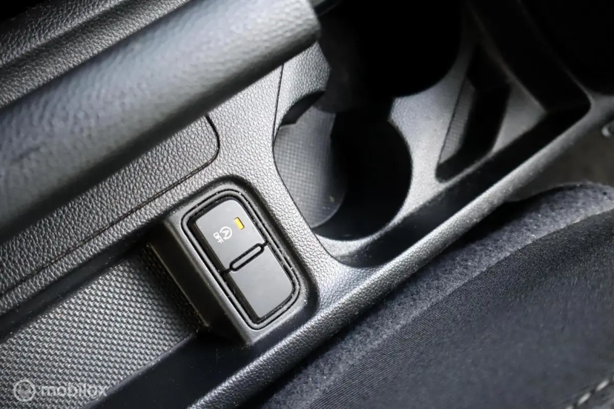 1.0i i-Motion | Start&Stop | Airco | ESP |