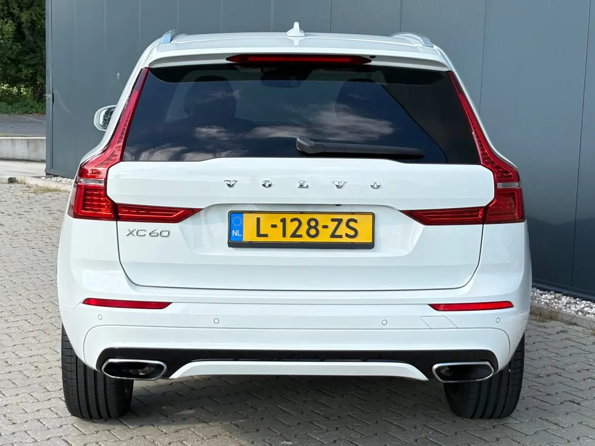 2.0 T6 AWD Inscription | Stoelmemoryfunctie | Apple Carplay | Android Auto | Elektrisch schuif kanteldak | Stoelverwarming | Zitvlakverlenging |