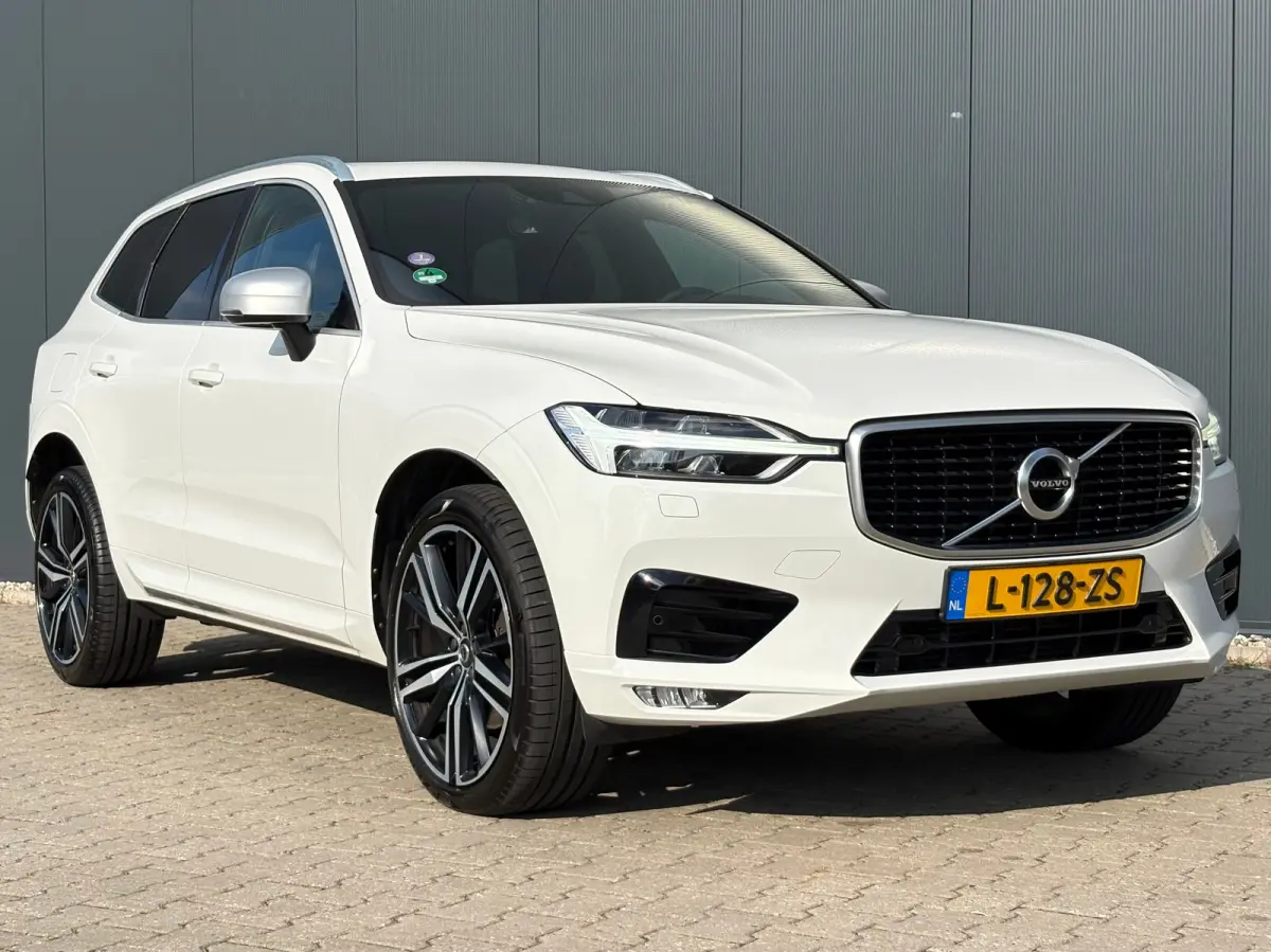 2.0 T6 AWD Inscription | Stoelmemoryfunctie | Apple Carplay | Android Auto | Elektrisch schuif kanteldak | Stoelverwarming | Zitvlakverlenging |