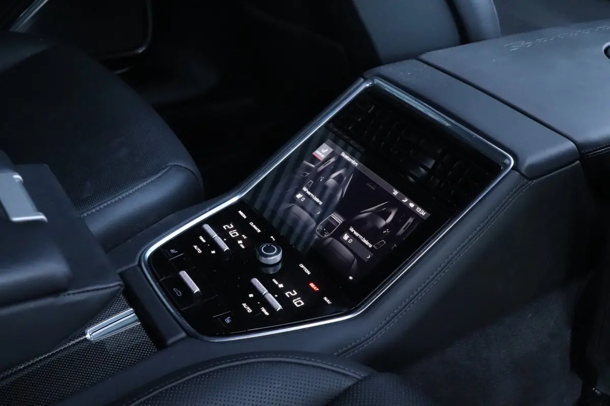 2.9 4S E-Hybrid | PANO | BOSE | SPORT CHRONO