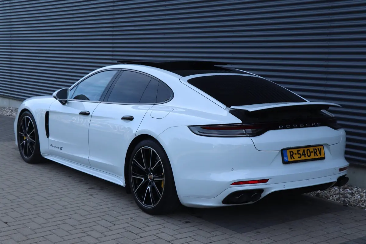 2.9 4S E-Hybrid | PANO | BOSE | SPORT CHRONO