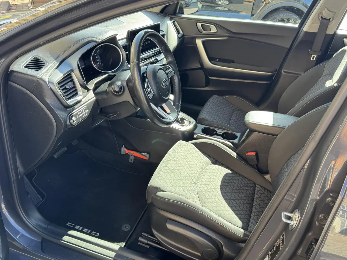 1.0 T-GDi MHEV AUTOMAAT DynamicLine CARPLAY/LED/LMV/NL-AUTO/1E EIG.