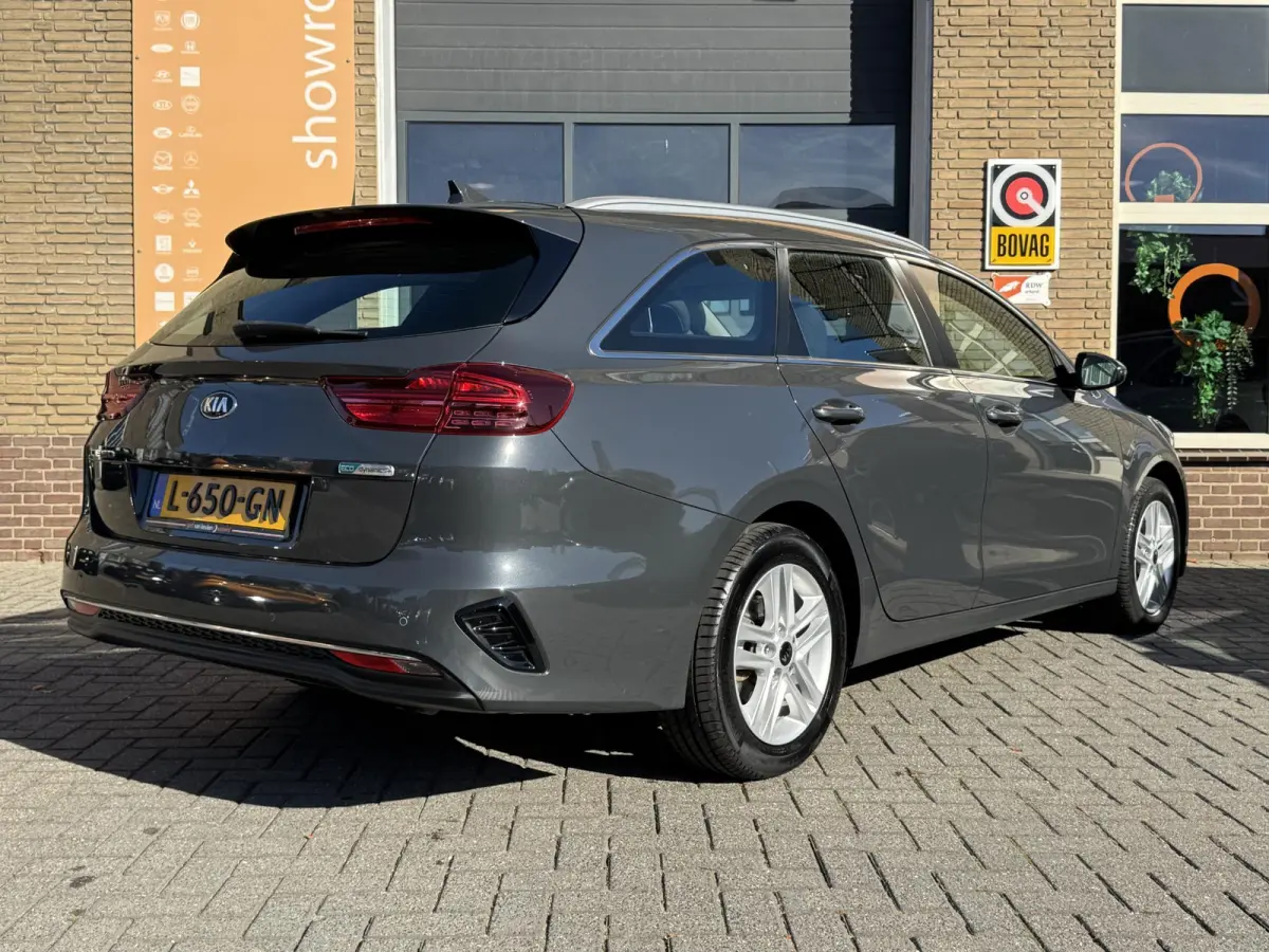 1.0 T-GDi MHEV AUTOMAAT DynamicLine CARPLAY/LED/LMV/NL-AUTO/1E EIG.