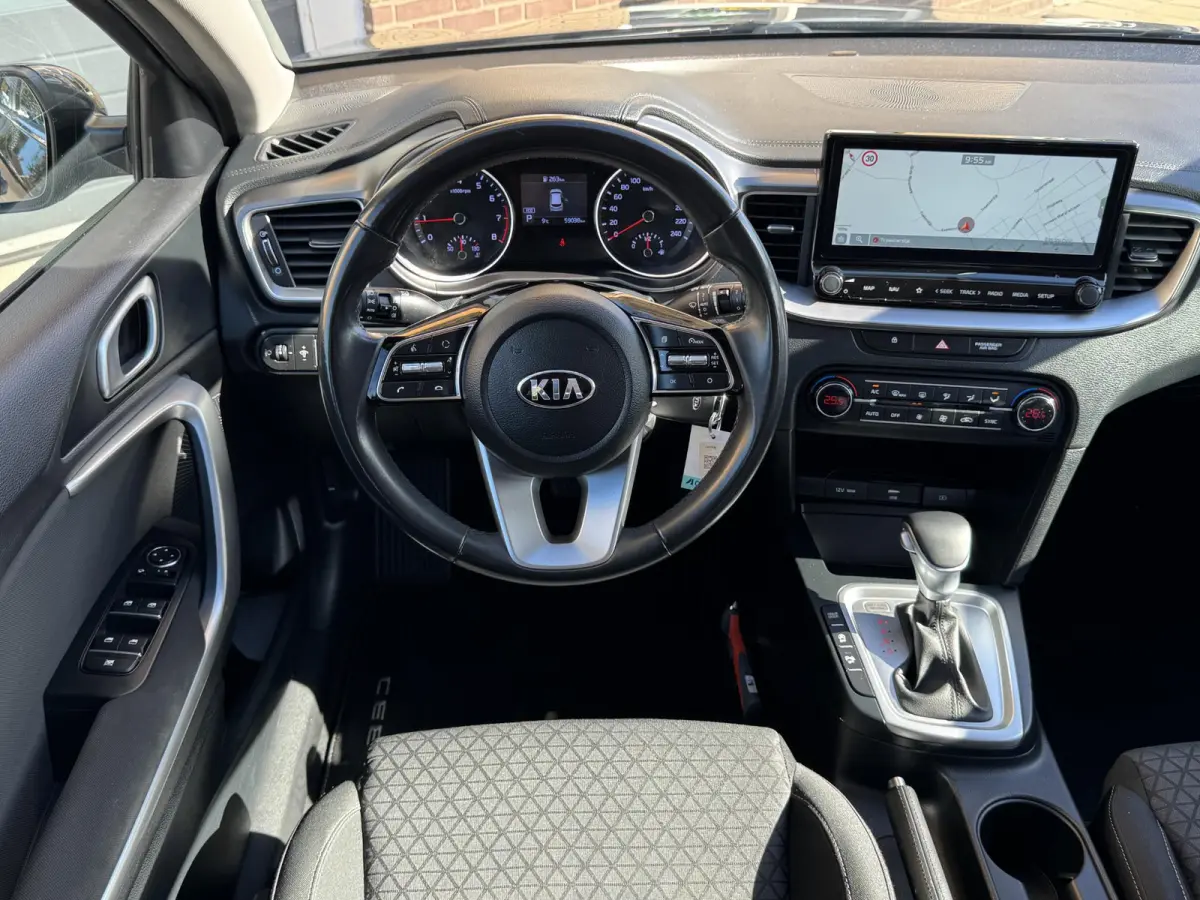 1.0 T-GDi MHEV AUTOMAAT DynamicLine CARPLAY/LED/LMV/NL-AUTO/1E EIG.