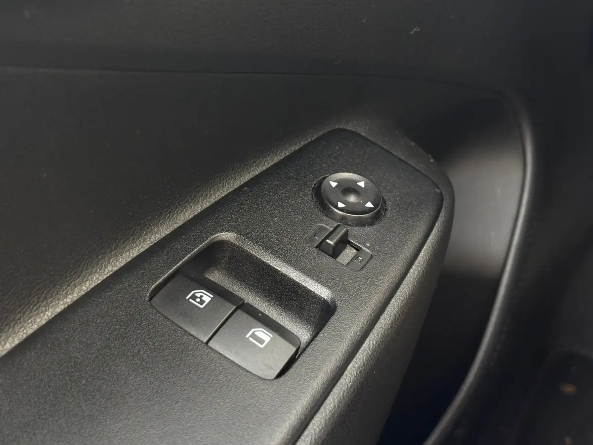 1.0 Comfort Smart Navigatie | Airco | Camera | Cruise Control | Centrale Deurvergendeling | Apple & Android Carplay