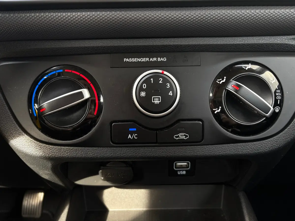 1.0 Comfort Smart Navigatie | Airco | Camera | Cruise Control | Centrale Deurvergendeling | Apple & Android Carplay