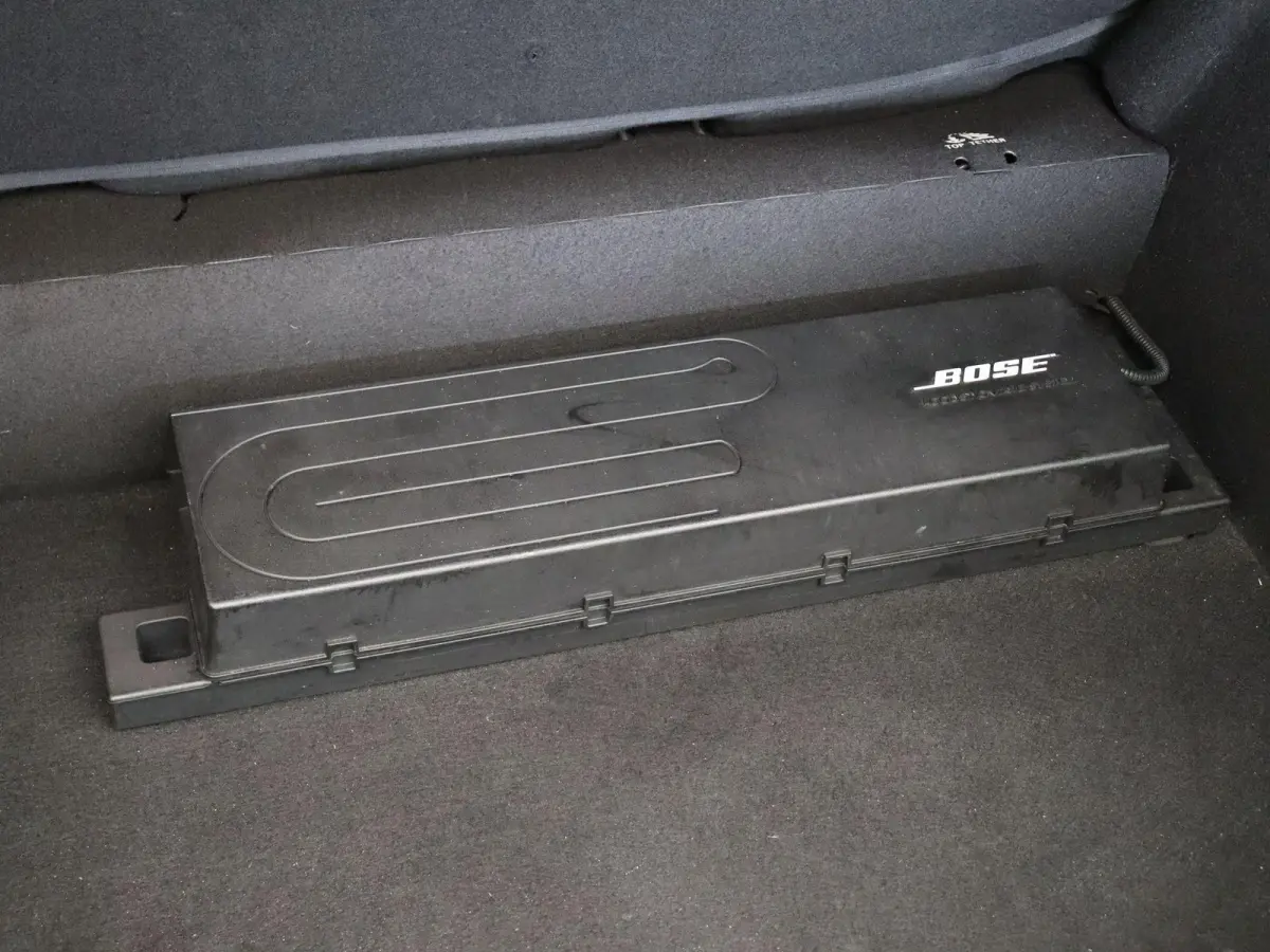 R110 Bose 41 kWh | Batterijkoop | 1e Eigenaar | Dealeronderhouden | Trekhaak | Bose geluidsysteem | Lederen interieur |