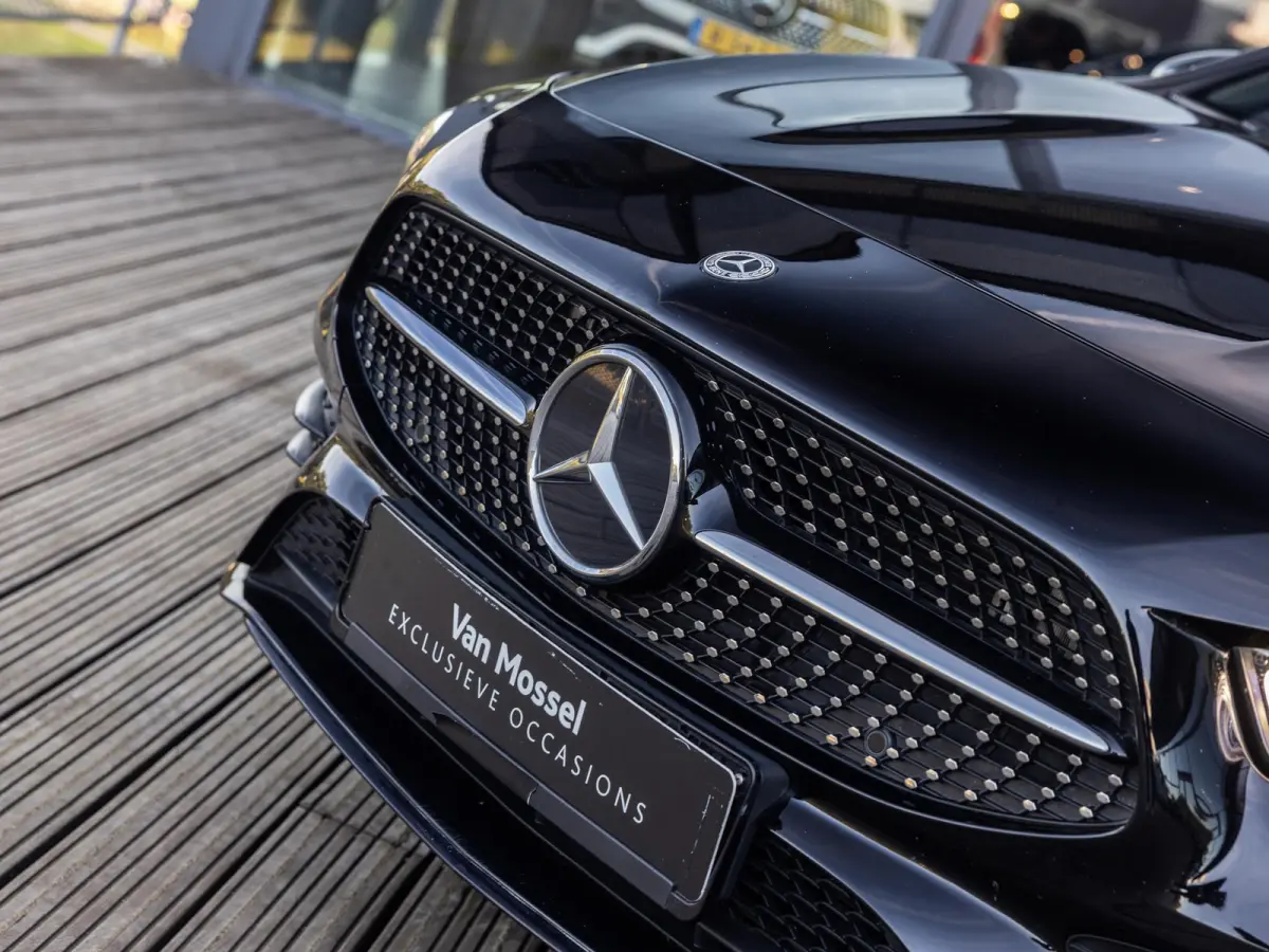 250 e AMG Line | PANORAMADAK | STOELVERWARMING | ACHTERUITRIJCAMERA | SFEERVERLICHTING | APPLE CARPLAY | NIGHT PAKKET | 18 INCH |