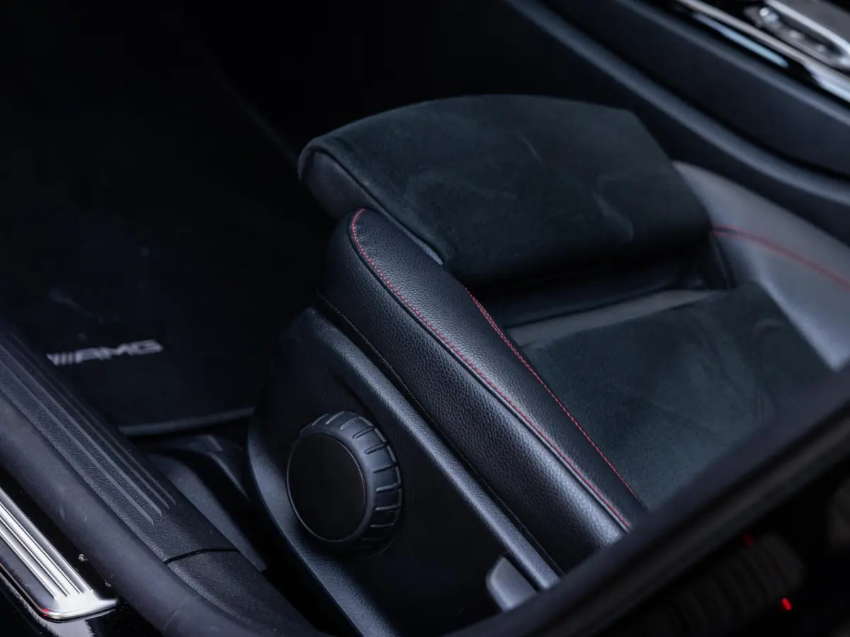 250 e AMG Line | PANORAMADAK | STOELVERWARMING | ACHTERUITRIJCAMERA | SFEERVERLICHTING | APPLE CARPLAY | NIGHT PAKKET | 18 INCH |