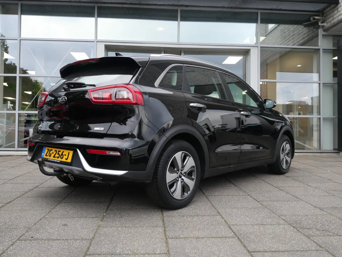 1.6 GDi Hybrid DynamicLine | Trekhaak | Cruise | Clima | Navigatie | Camera