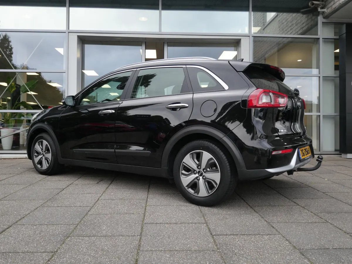 1.6 GDi Hybrid DynamicLine | Trekhaak | Cruise | Clima | Navigatie | Camera