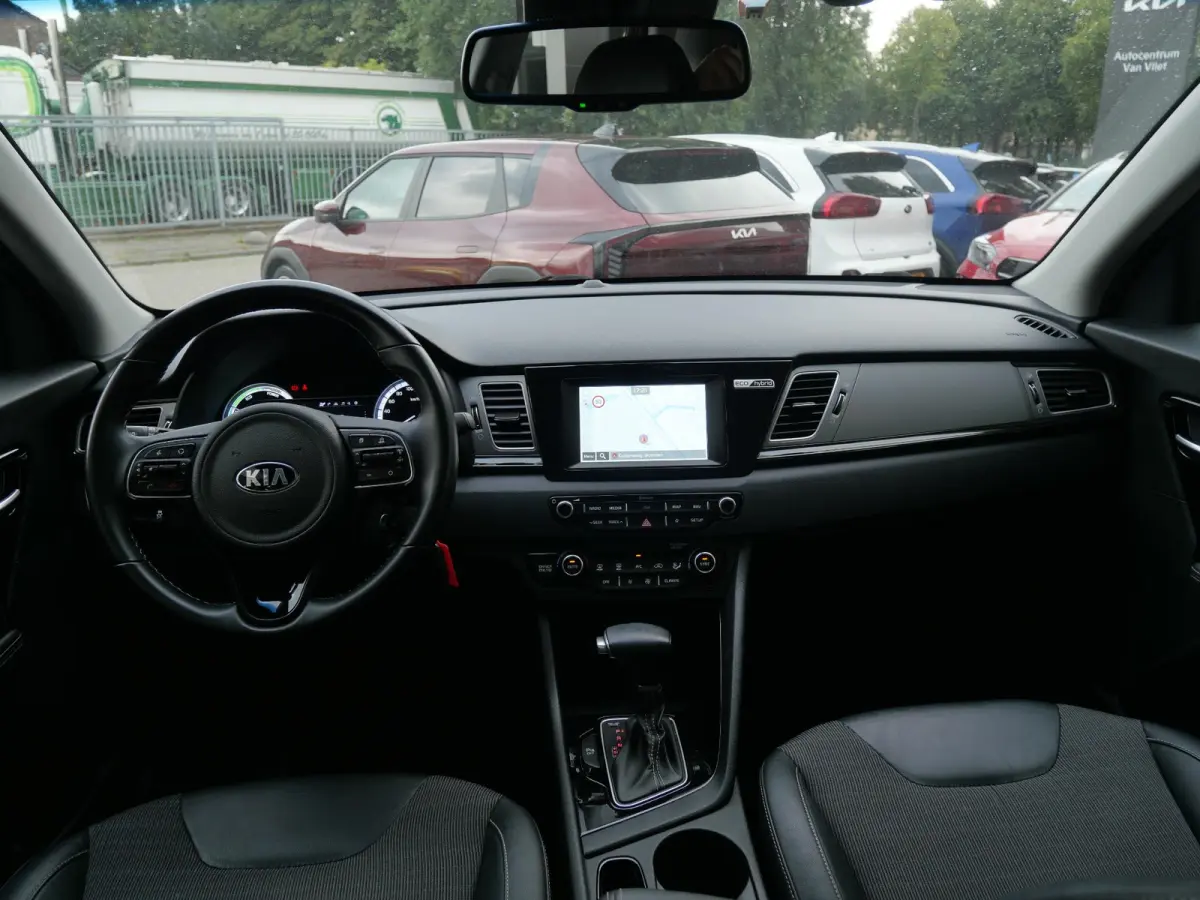 1.6 GDi Hybrid DynamicLine | Trekhaak | Cruise | Clima | Navigatie | Camera