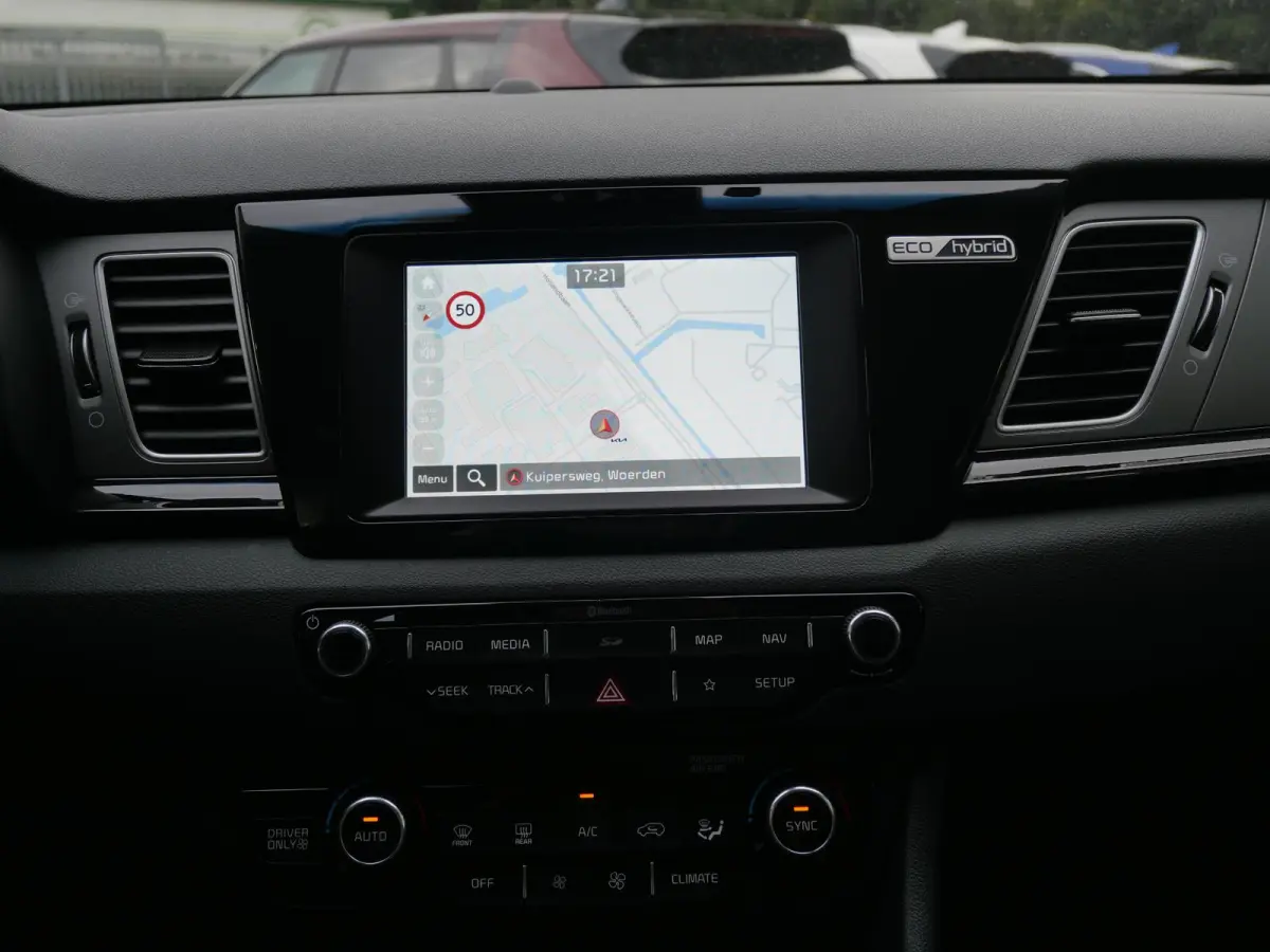 1.6 GDi Hybrid DynamicLine | Trekhaak | Cruise | Clima | Navigatie | Camera
