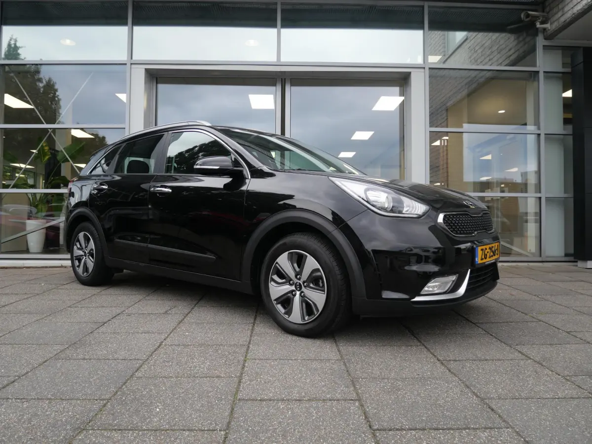 1.6 GDi Hybrid DynamicLine | Trekhaak | Cruise | Clima | Navigatie | Camera