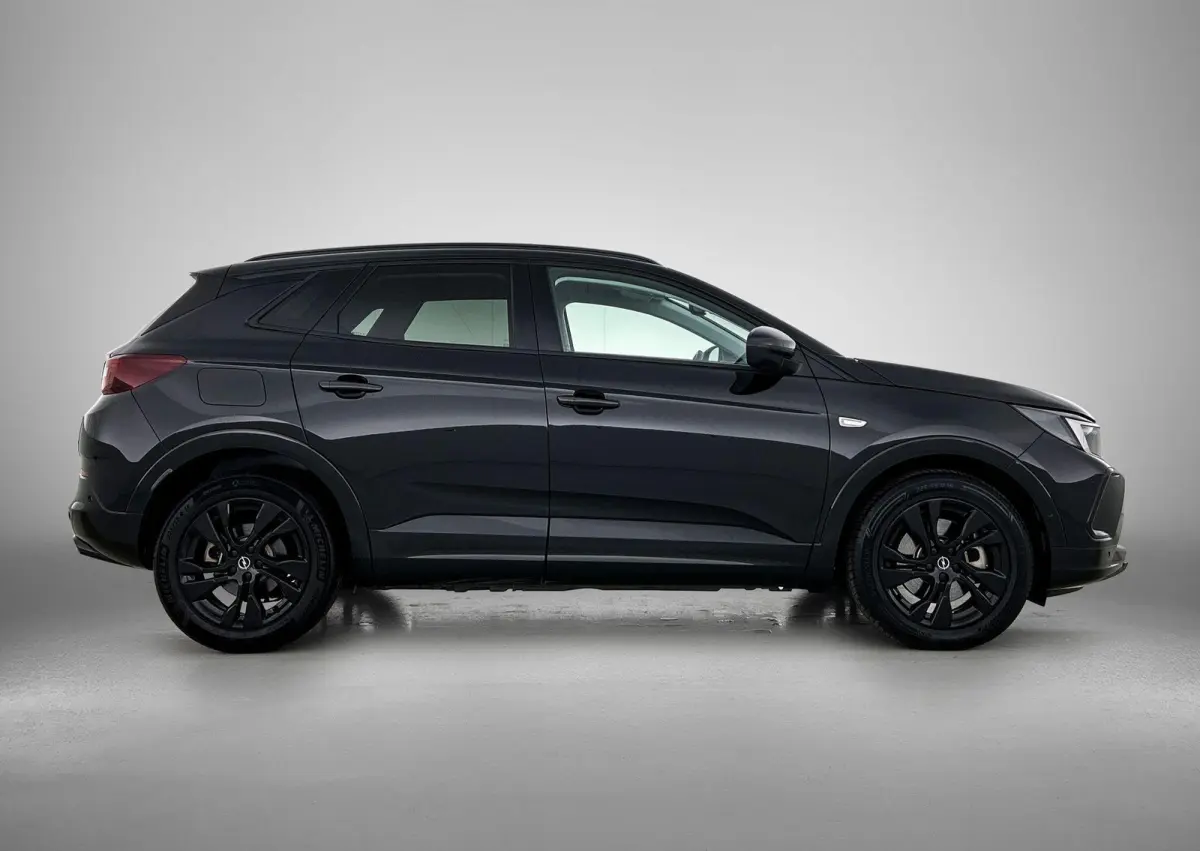 1.6 225pk Plug-In Hybrid Business Eleganc Automaat | Elektrische Achterklep | AGR-Stoelen | Stuurverwarming | Adaptieve Cruise Control | Parkeersensoren | 18"LMV | Apple Carplay/Android Auto