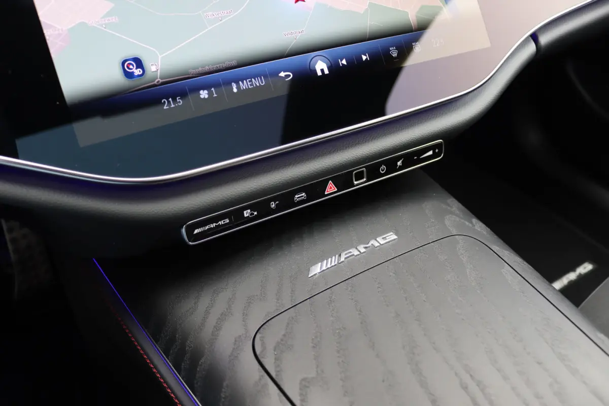 AMG 53 4MATIC+ Premium+ | 612pk | Hyperscreen | Achterasbesturing | Distronic+ | Burmester | Trekhaak | HUD | Verwarmd Stuurwiel | Digital Light | 3D-Display |