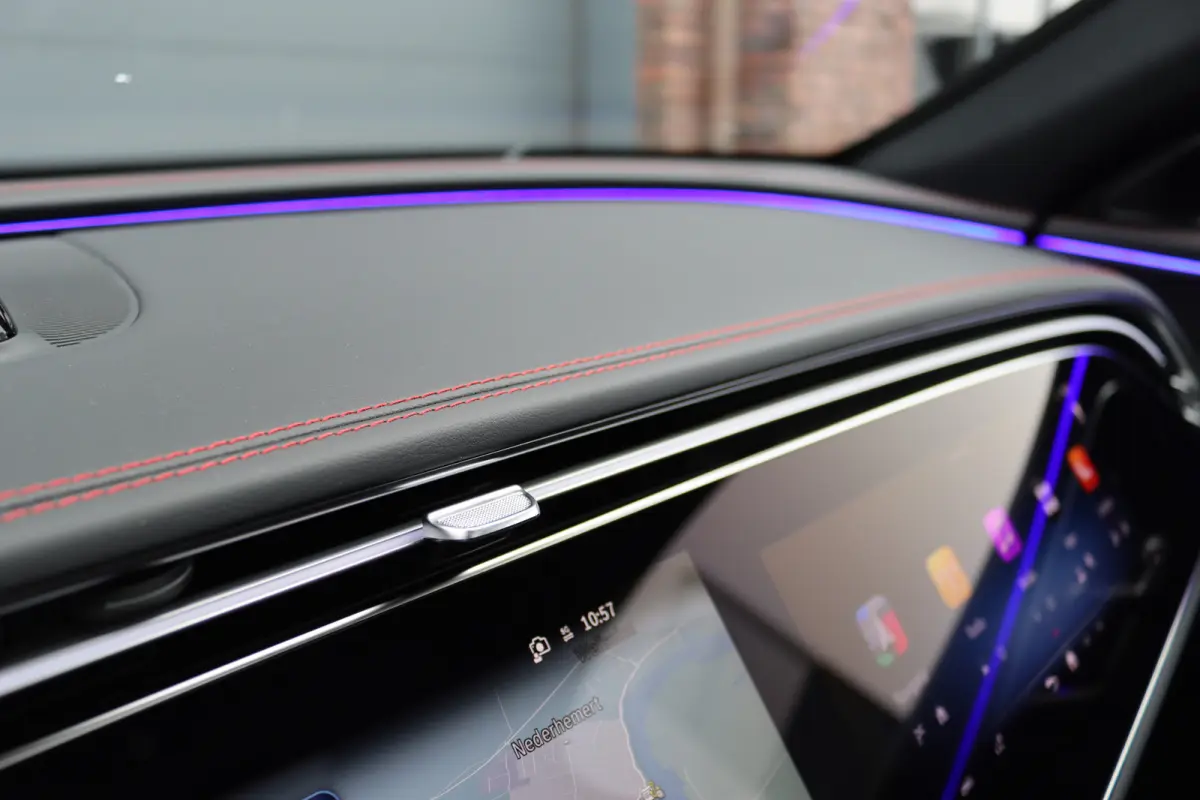 AMG 53 4MATIC+ Premium+ | 612pk | Hyperscreen | Achterasbesturing | Distronic+ | Burmester | Trekhaak | HUD | Verwarmd Stuurwiel | Digital Light | 3D-Display |