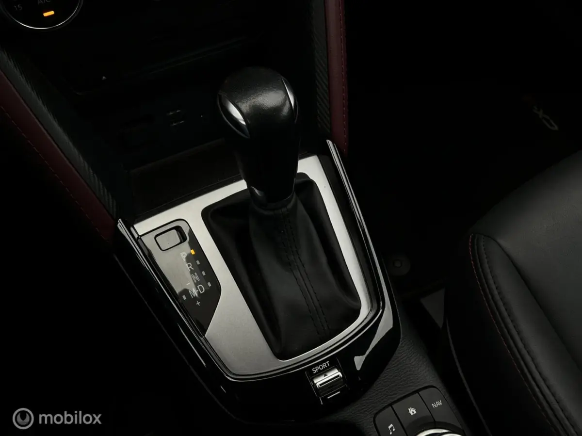 2.0 SkyActiv-G 120 GT-M | BOSE | Camera | Stuurverw. | Stoelverw. | HUD