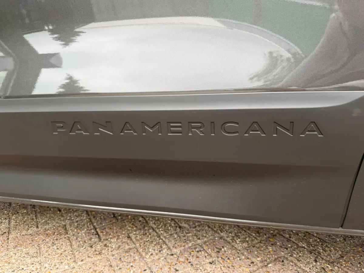 Caravelle PanAmericana 218PK | 8-Zits | Pano | 4-Zone Clima | Winter Pack | BTW