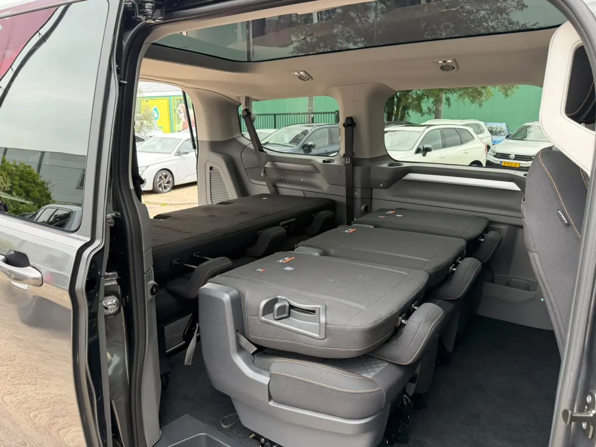 Caravelle PanAmericana 218PK | 8-Zits | Pano | 4-Zone Clima | Winter Pack | BTW