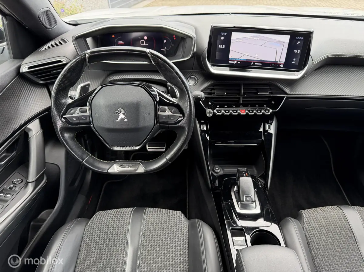 1.2 PureTech GT-Line AUT Cruise Clima Navi Trekh. Lmv etc.