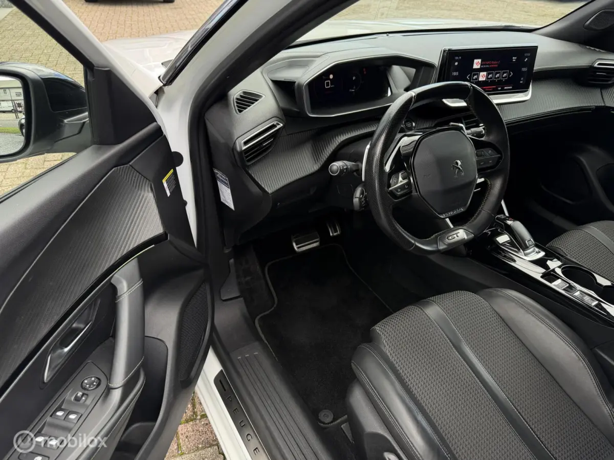 1.2 PureTech GT-Line AUT Cruise Clima Navi Trekh. Lmv etc.