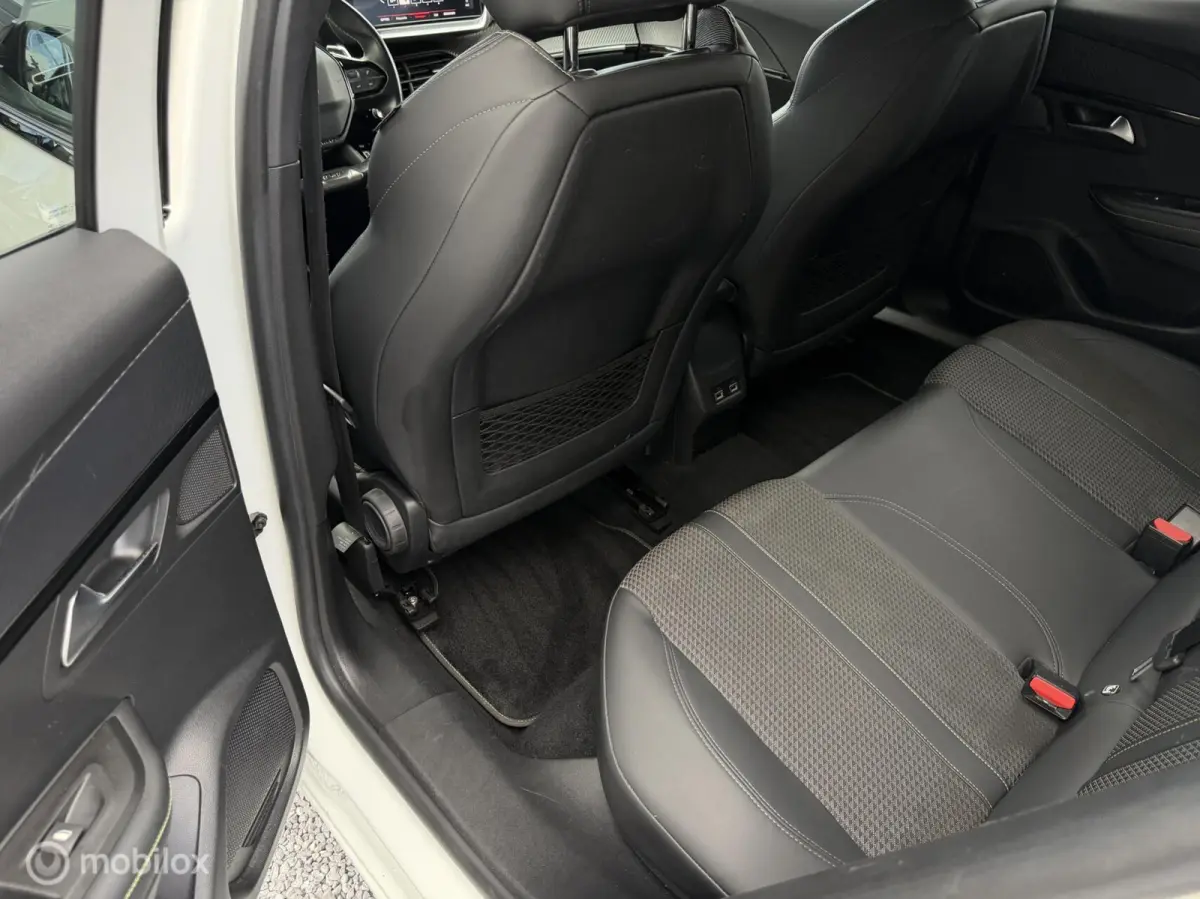1.2 PureTech GT-Line AUT Cruise Clima Navi Trekh. Lmv etc.