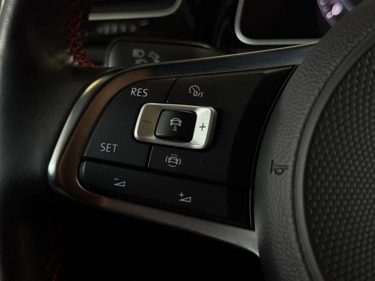 2.0 TSI GTI Performance / Pano / Dcc / Acc / Carplay / Dynaudio / Garantie / Leder / Keyless / Camera / Mode Sport