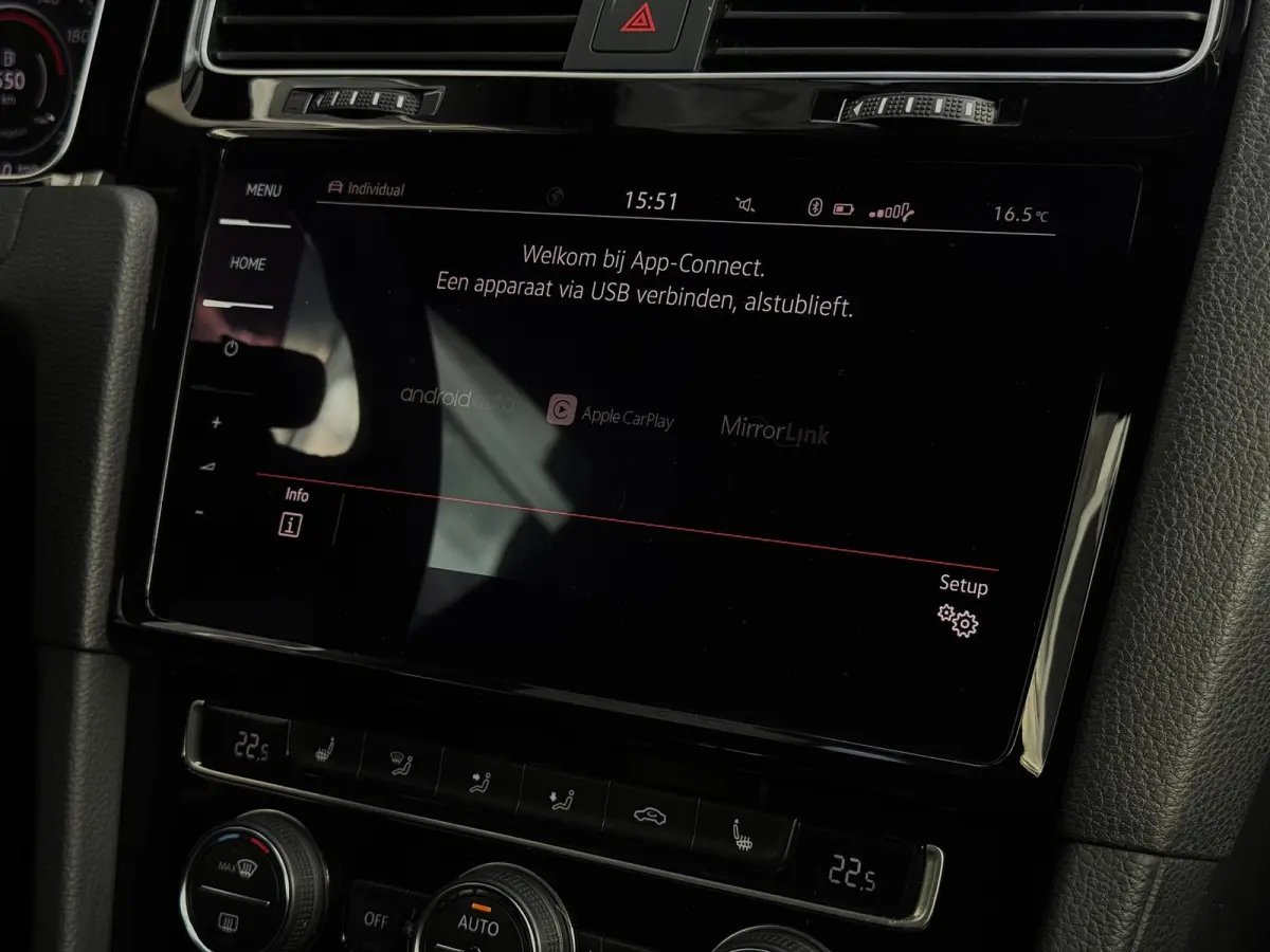2.0 TSI GTI Performance / Pano / Dcc / Acc / Carplay / Dynaudio / Garantie / Leder / Keyless / Camera / Mode Sport