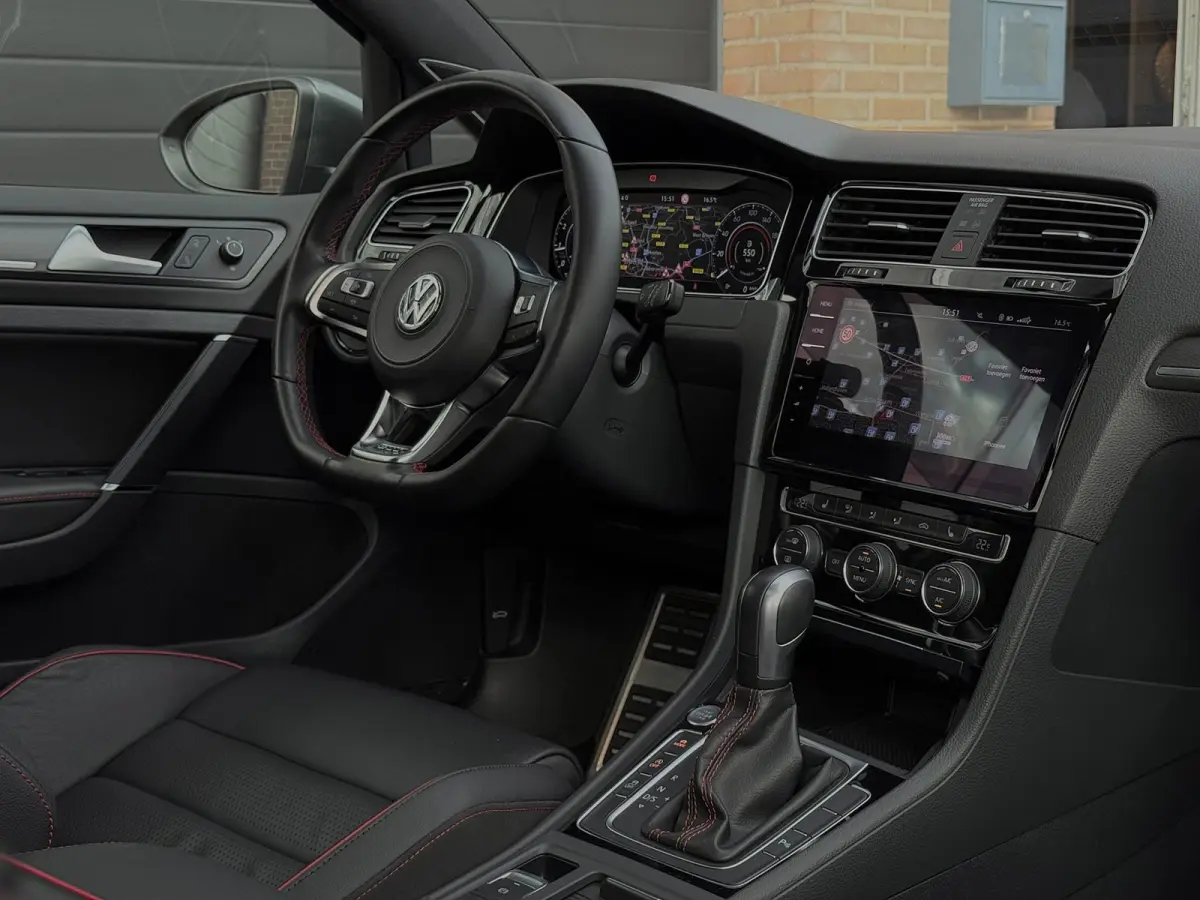 2.0 TSI GTI Performance / Pano / Dcc / Acc / Carplay / Dynaudio / Garantie / Leder / Keyless / Camera / Mode Sport