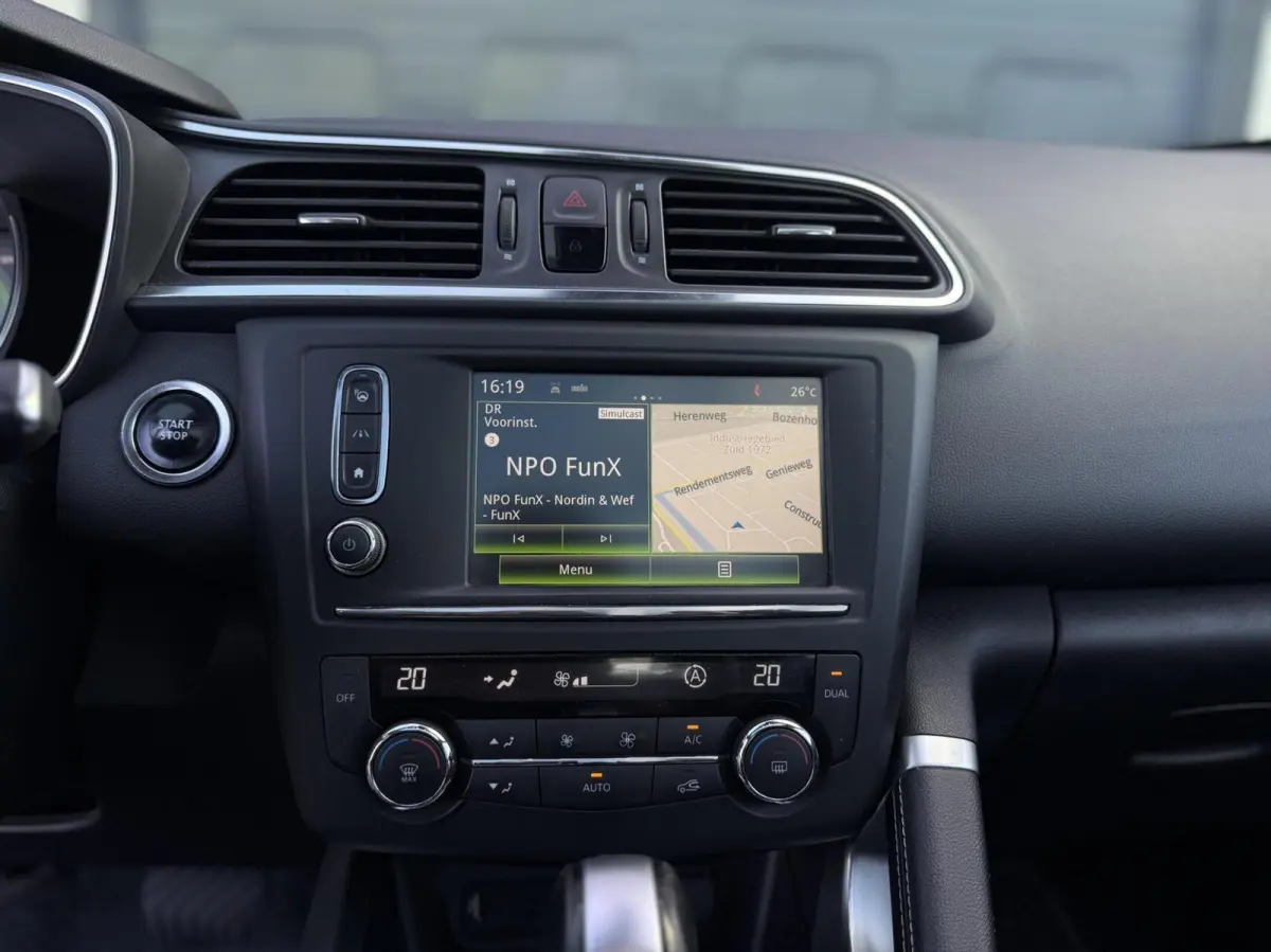 1.2 TCe Bose 2017 Luxe Automaat Volledig ondh