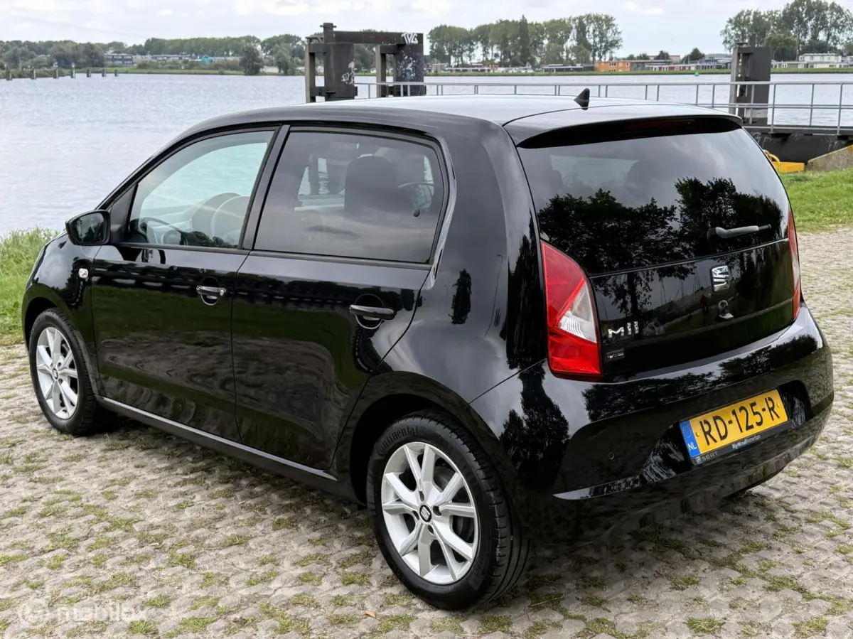 1.0 Sport Intense 5-Drs Led Cruise PDC Airco LMV