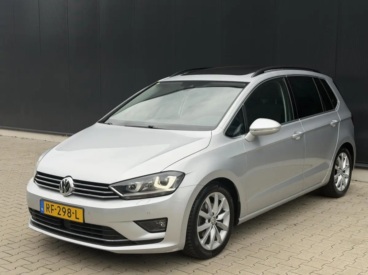 1.4 TSI Highline Pano PDC Trekhaak