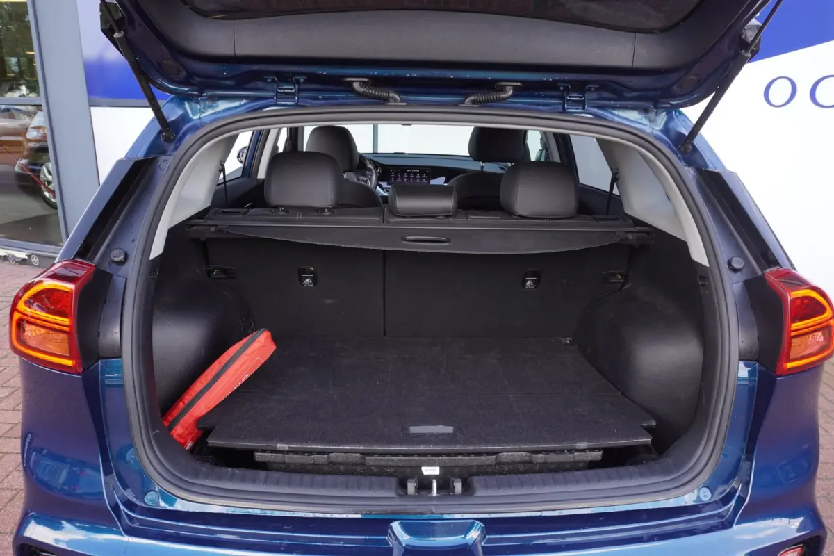 1.6 GDi Hybrid DynamicLine+Led+Leder+Vitrual+Schuifdak+Breed-Navigatie+camera+privacy-Glass = ORIG/NL