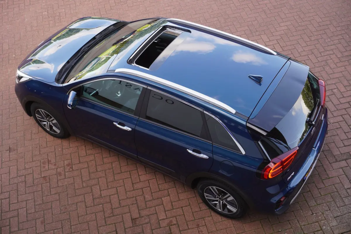 1.6 GDi Hybrid DynamicLine+Led+Leder+Vitrual+Schuifdak+Breed-Navigatie+camera+privacy-Glass = ORIG/NL