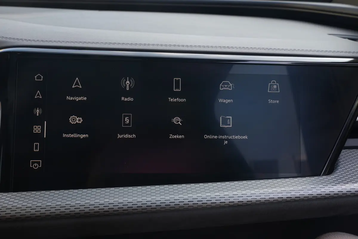 2.0 TFSI e-hybrid quattro S edition Sportback | 299PK | Pano | 360° | 21" | Keyless | S Line | Tech Plus | Audi Q5 Sportback S edition 299 PK Plug-in Hybrid met 2.0 viercilinder, panoramada